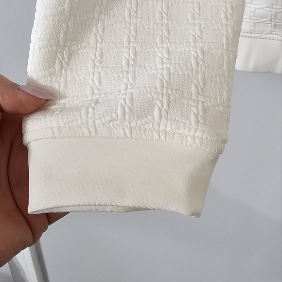 Ivanka Trump Ivory Bomber Jacket with Textured Fabric Size 6 - Picture 3 of 10